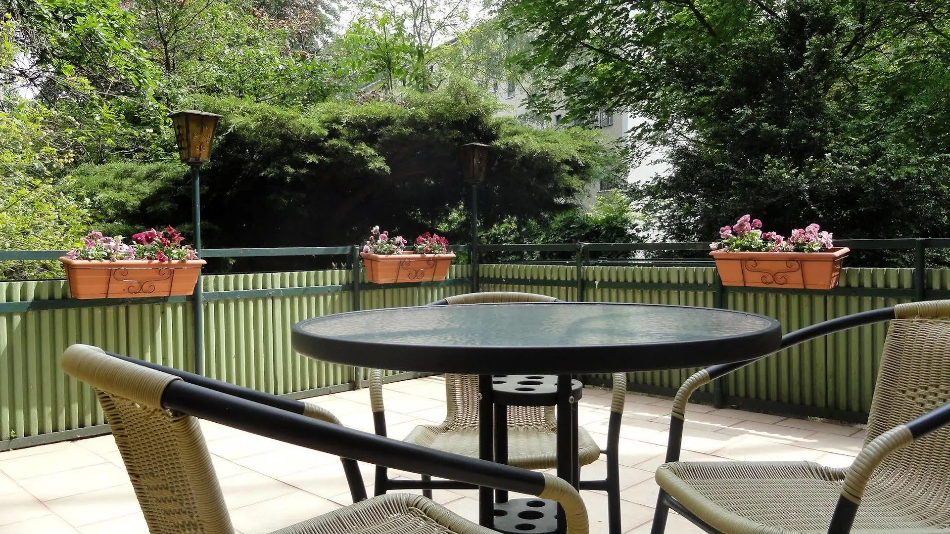 Hotel Graf Pueckler Berlin 2*,  Germany